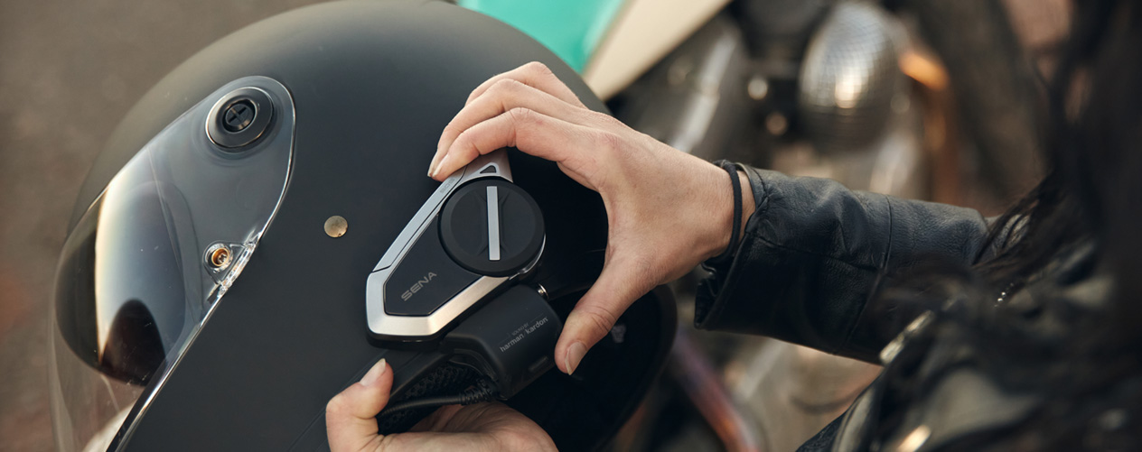 AL完売しました。 SENA 50S 1個入り セナharman kardonインカム新品