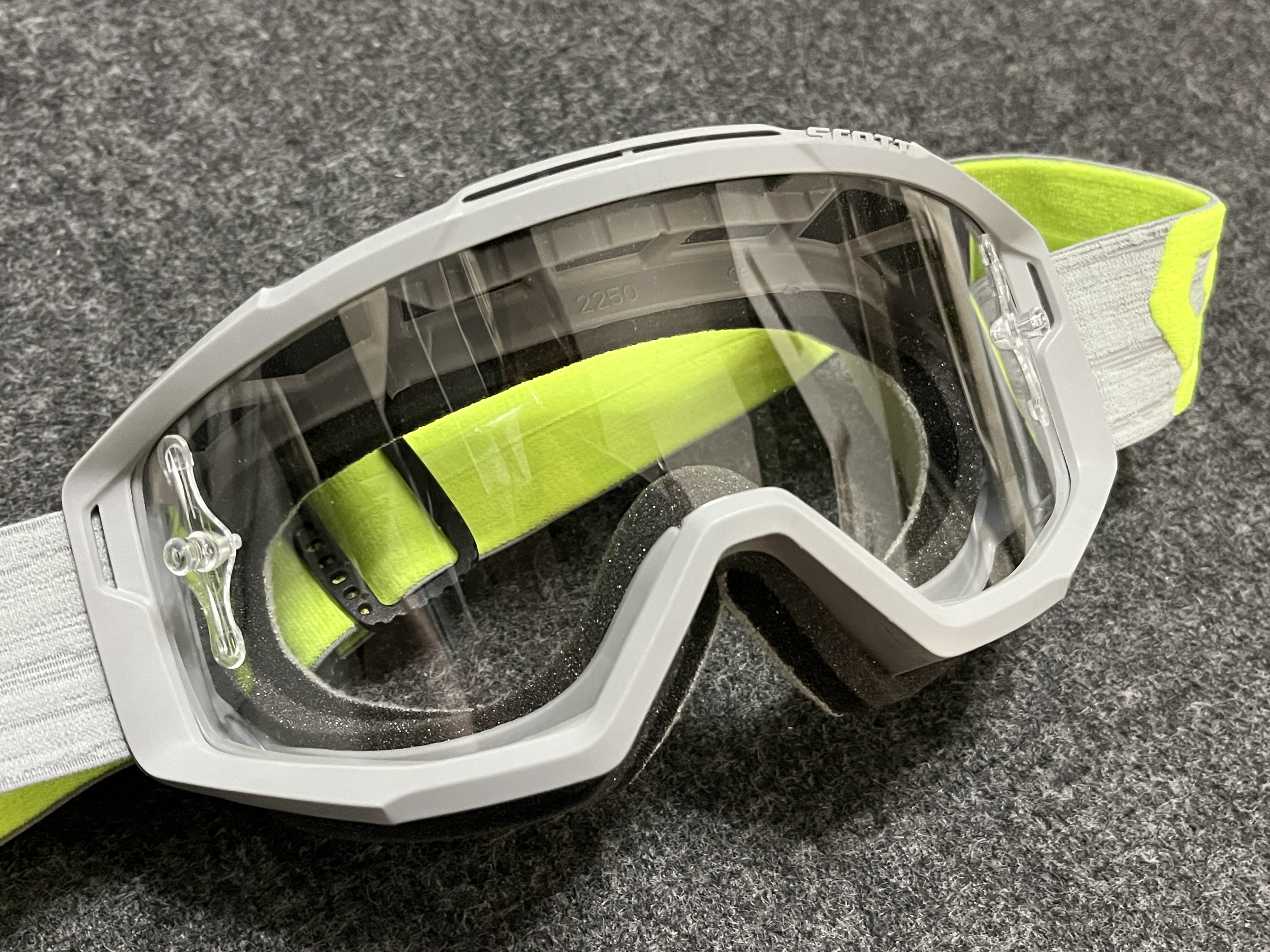 【レビュー】SCOTT（スコット）のメガネ対応オフロードバイク用ゴーグル Split（スプリット）OTG