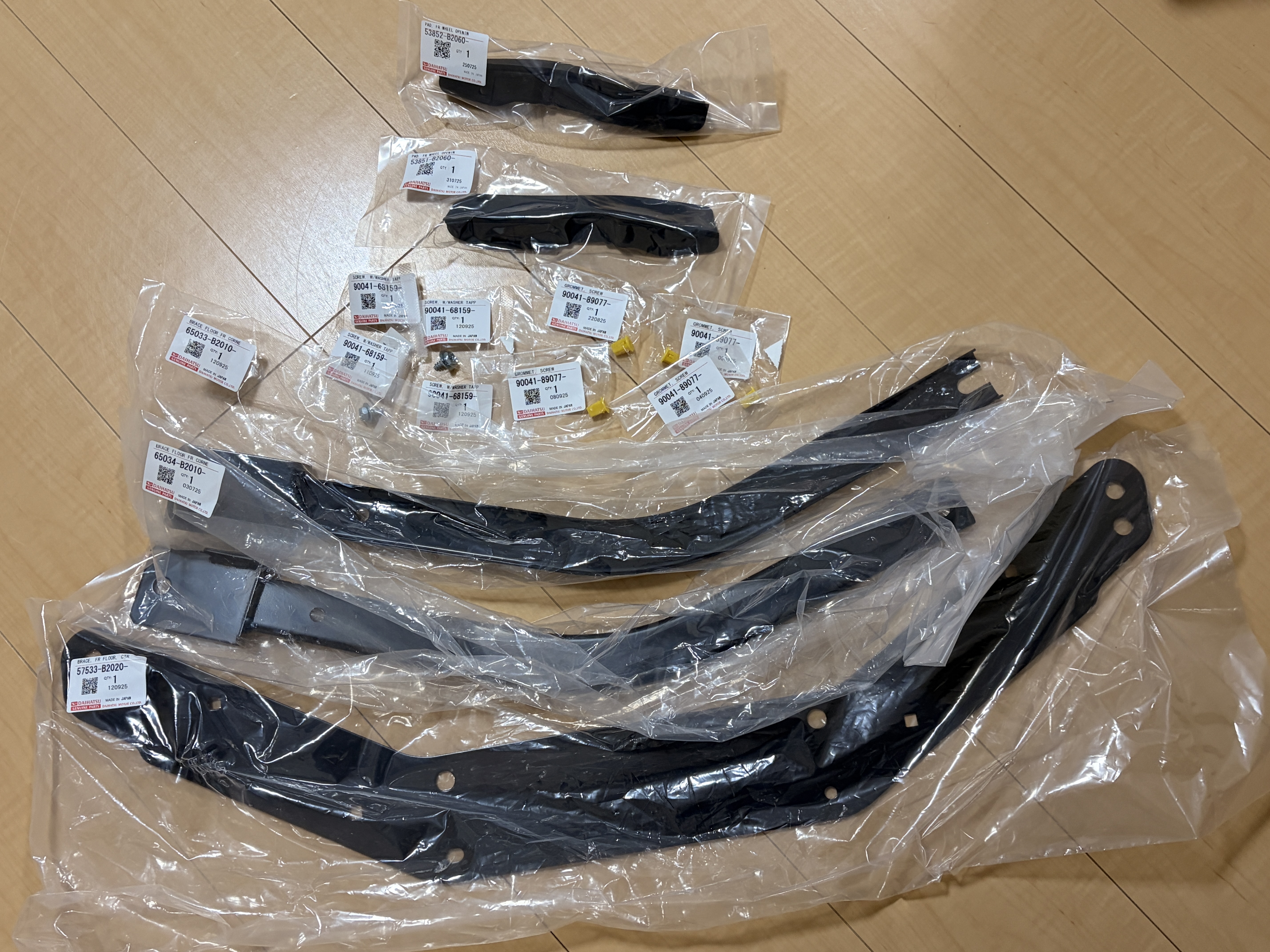 コペンのセロSにGRブレースを取り付けてみた 〜ちょっとコンフォートな乗り心地に〜